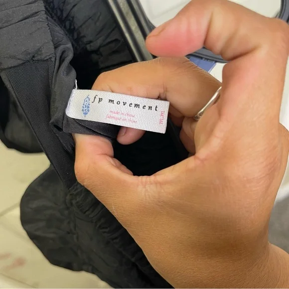 Free People Movement The Way Home Black Shorts Sz M - Picture 2 of 5